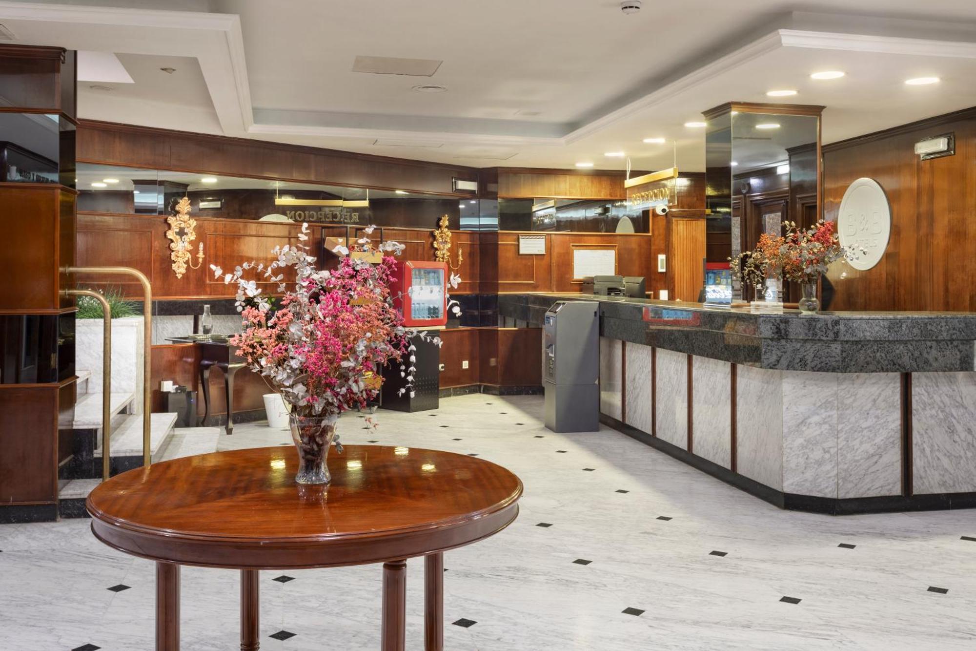 Hotel Royal 3*